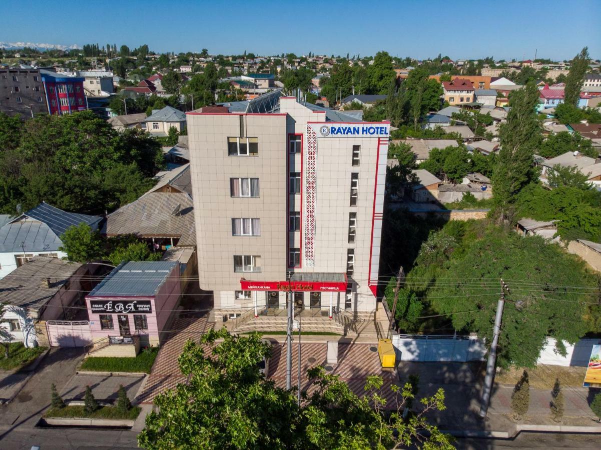 Rayan Hotel Ош Екстериор снимка