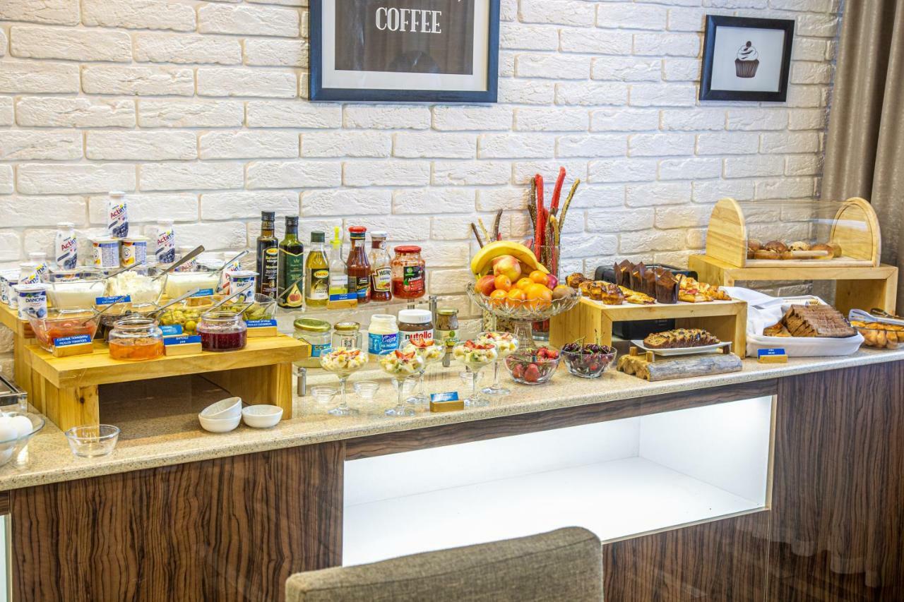 Rayan Hotel Ош Екстериор снимка